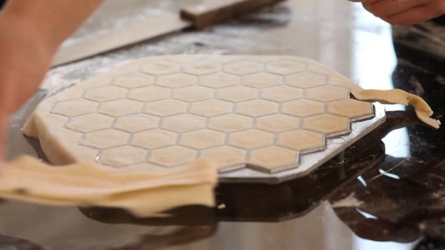2 pcs Pelmeni Maker Russian Dumpling Mold Set смотреть онлайн