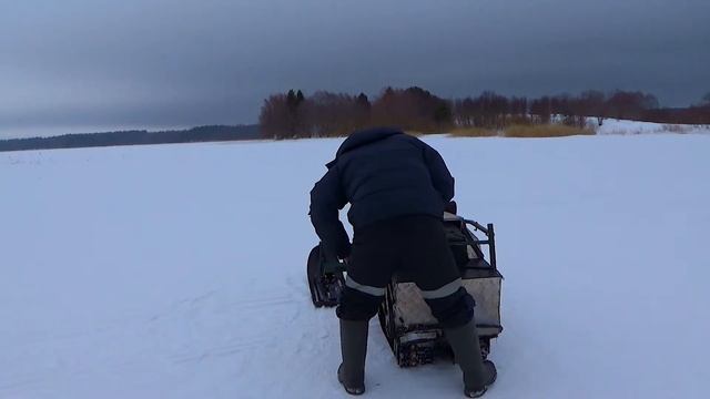 Самодельный миниснегоход Лифан 15 , тестирую максимальную скорость смотреть онлайн