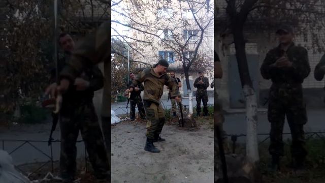 Бойцы обороны Первомайска!!! Город Герой Первомайск 04.09.2014 смотреть онлайн