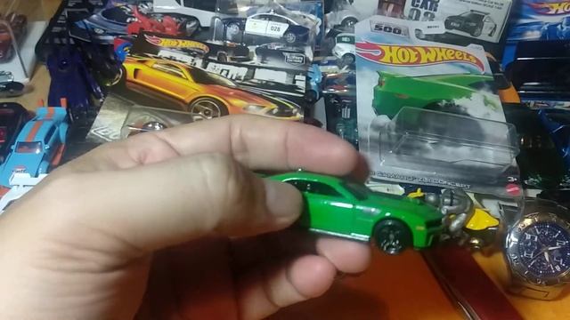 Unboxing Hotwheels Muscle Car 2014 Custom Mustang VS 2012 Camaro ZL1 Concept смотреть онлайн