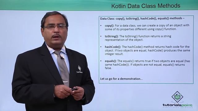 Kotlin - Data Class Methods смотреть онлайн
