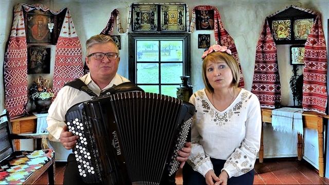 НIЧ ЯКА МIСЯЧНА !!! текст .