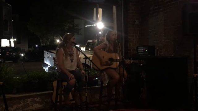 Two Halos Shy "Dress Blues" (cover) Anna Tamburello and Madibeth Morgan смотреть онлайн