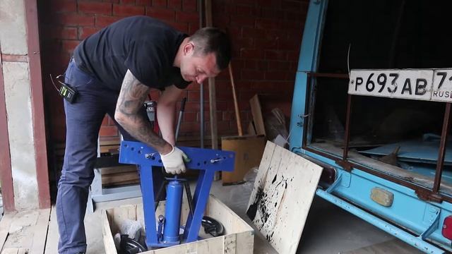 Гидравлический трубогиб AE&T 12т T60012. Сборка. Обзор смотреть онлайн