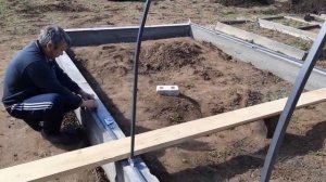 Установка теплицы на фундаменте 1 часть