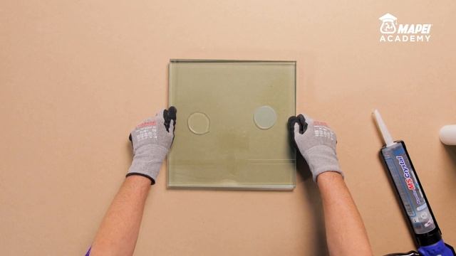 Íme, A Láthatatlan Megoldás Ragasztáshoz és Tömítéshez! | Mapeflex MS Crystal