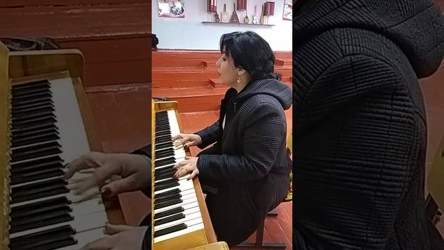 Гаитова Альфия Анваровна. Сш Ленина. Песня" Ты да я да мы с тобой" смотреть онлайн
