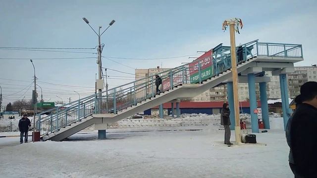 Новосибирск. Подачки для народа на столбах. смотреть онлайн