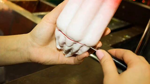 КАК ДЕЛАТЬ РЕЗНЫЕ СВЕЧИ HOW TO MAKE Carved Candles смотреть онлайн