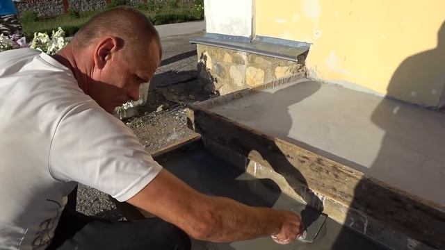Ремонт ступеней в Храме.. смотреть онлайн