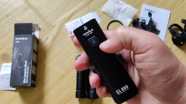 Обзор велофары TOWILD CL600 - встроенный аккумулятор и зарядка, много прикольных функций