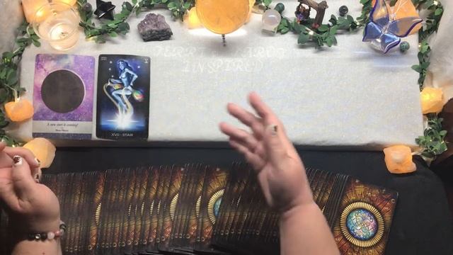 Pick a Card ? Tarot ? New Moon Messages смотреть онлайн
