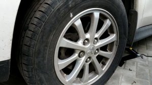 Замена тормозных колодок на Mitsubishi ASX