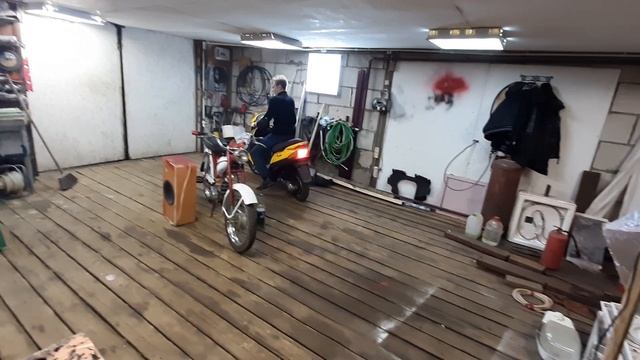 Когда хочется кататься, но снег еще не растаял) смотреть онлайн