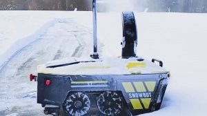 Автономный робот снегоуборщик Snowbot S1.mp4