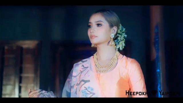 Soma Laishram looks graceful & gorgeous in traditional wear designed by HEEPOKPI YAIPOKPI смотреть онлайн