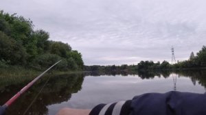 ЩУКА В ИЮНЕ НА СПИННИНГ, РЫБАЛКА С ЛОДКИ.