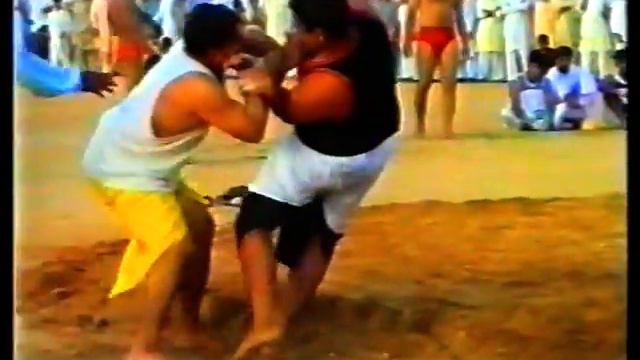 Bini - Zamir Butt Vs Raja Khizar смотреть онлайн