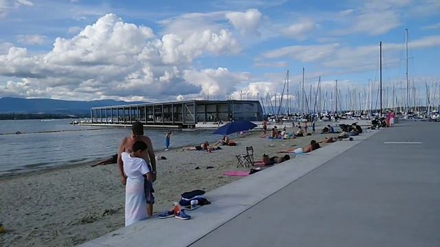 Suisse Switzerland Genève Швейцария Женева Как отдыхают Швейцарцы Женевское озеро Lac Léman Plage смотреть онлайн