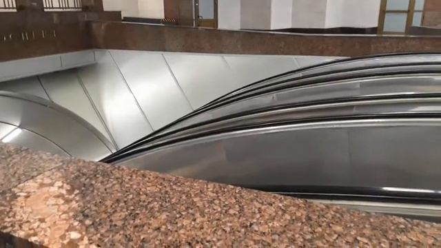 Станция метро Лиговский проспект. смотреть онлайн