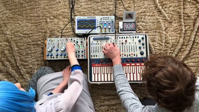 Buchla Cosmic Drone - Session 12 - Modular Drone Music Performance смотреть онлайн