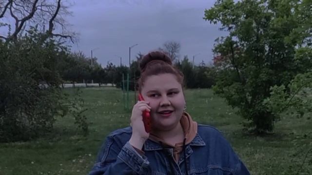 Алина Сухарева - "Позвони маме". Авторское стихотворение. смотреть онлайн