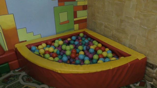 ДЕТСКИЙ РАЗВЛЕКАТЕЛЬНЫЙ ЦЕНТР "ТРИДЕСЯТОЕ КОРОЛЕВСТВО" смотреть онлайн