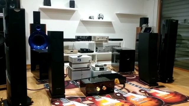 MBL PRE + FINALE / GOLD NOTE DS1000 CEC TL0X / TRIANGLE MAGELLAN QUATUOR VIDEOSOUNDSHOP / VENDUTI смотреть онлайн