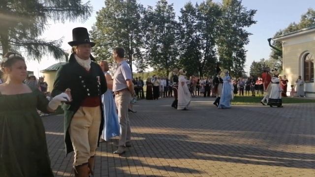 Всё интересно | Летний вечер в дворянской усадьбе ♨️ Бородинское поле 2021 |Влог смотреть онлайн