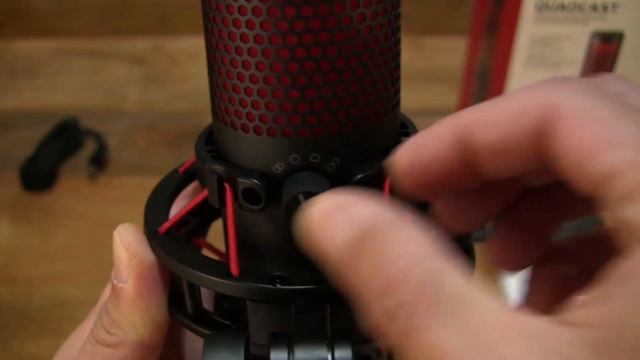 HyperX Quadcast смотреть онлайн