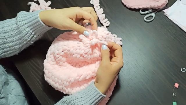 Как связать БАЛАКЛАВУ с зайчьими ушками своими руками?! Мастер-класс смотреть онлайн