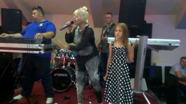 Adna Smailbegovic i Hanka Paldum-Mojoj majci смотреть онлайн