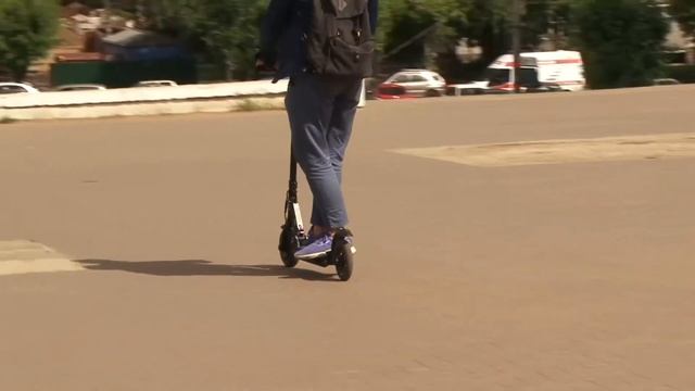 Владельцы электросамокатов - это по сути пешеходы смотреть онлайн