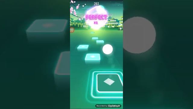 I See A Dreamer Tiles Hop смотреть онлайн