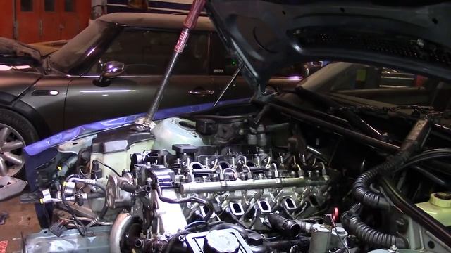 BMW 330D M57 E46 2002 Замена цепей Часть четвёртая, последняя, Собираем, заводим, радуемся смотреть онлайн