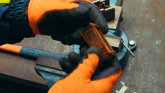 МЕДЬ НАЙДЕНА!!! Разбираем тяжёлый электронный балласт! смотреть онлайн