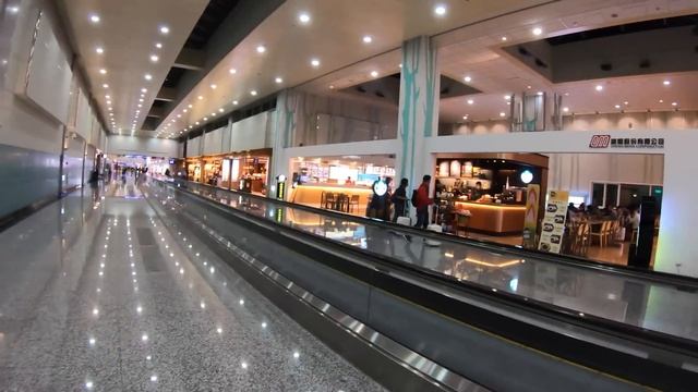 ⁴ᴷ⁶⁰ Walking Taiwan Taoyuan International Airport (TPE) Terminal 2 (台灣桃園國際機場第二航廈)