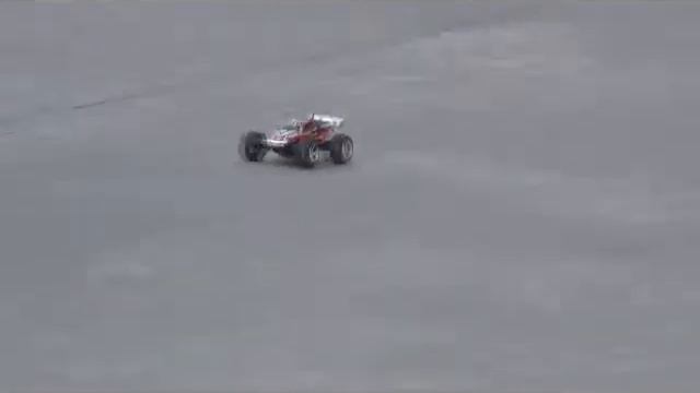 Радиоуправляемая микро сверхскоростная машинка WLToys L929 2.4G with sevro смотреть онлайн