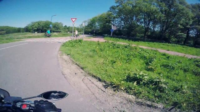 Suzuki GS500 review: Is this the best beginner bike (A2)? (4k) смотреть онлайн