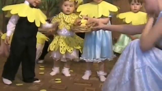 Домашнему детскому саду "ЭЛЬФ" 5 лет! смотреть онлайн