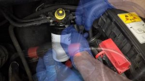Ford Transit (2000 - 2006) - Replace the fuel filter