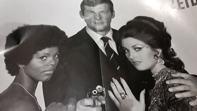 1/43 James Bond 007 Classic American cars from Cadillac, Chevrolet, & Dodge смотреть онлайн