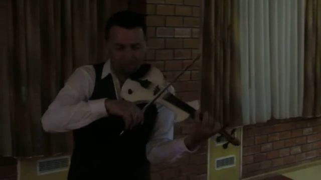 Брест 24.12.2013 Скрипач на новогоднем корпоративе смотреть онлайн