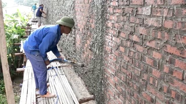 Крупный план строительства красивого дома и уникальных деталей смотреть онлайн