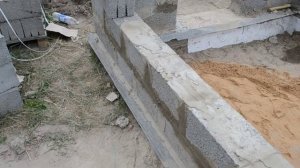Баня.Кладка керамзитобетонных блоков.Водопровод на участке