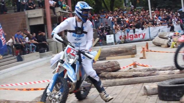 Red Bull Outliers 2022 - Pro Class Prologue (3 groups) - Olympic Plaza, Calgary, Alberta смотреть онлайн