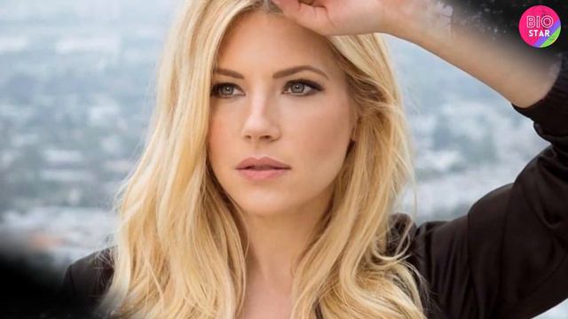 Katheryn Winnick, Biography, Bio, Wiki, Age, Actress, Lagertha, Vikings