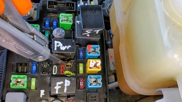 2014 Chevy Captiva Starter Fuse, Starter Relay смотреть онлайн