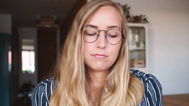 CESTOVÁNÍ | Jak si sbalit na měsíc do jednoho batohu? смотреть онлайн