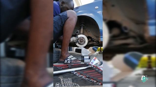 Toyota Passo | El Passo Brake Change смотреть онлайн